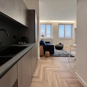 Yls Luxury 2 Appartamento Milano