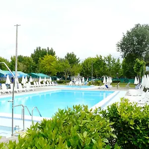 Camping Giardino Campeggio Marina di Massa